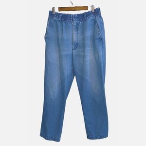 LD Sport Light Wash Relaxed Fit Straight Leg Elastic Waist Mom Jeans WOMEN’S 14